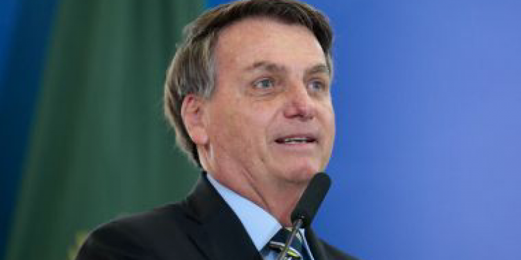 Com pandemia, agendas públicas de Bolsonaro diminuíram 37% em 3 anos, aponta site