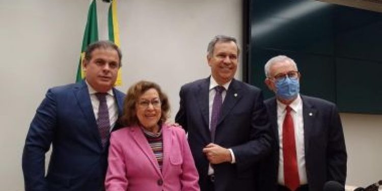 Lídice é escolhida para coordenar bancada federal baiana