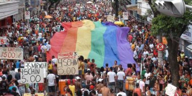 Salvador e Fortaleza têm menor proporção de homossexuais e bissexuais entre a população