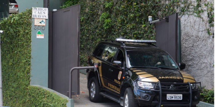 PF deflagra operação contra fraudes na saúde e educação em Salvador e Ibititá