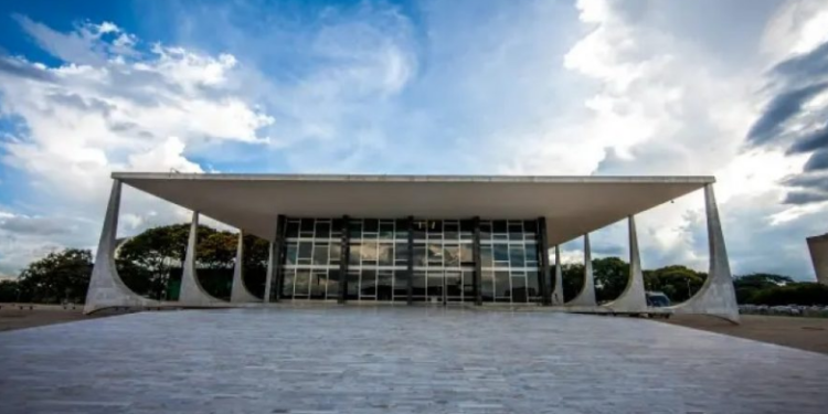 Senado amplia idade máxima para entrada de ministros no STF, e PEC vai à promulgação