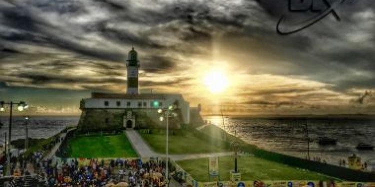 Proposta de transferir circuito da Barra para a Boca do Rio no Carnaval divide opiniões