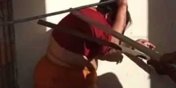 SAJ: Mulher é golpeada a pauladas por grupo de cinco agressoras