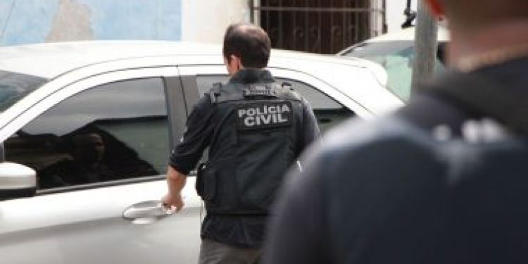 Salinas das Margaridas: Homem é preso após arrombar casa e agredir ex-mulher