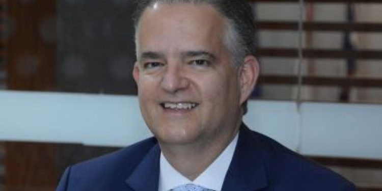 Justiça garante remoção de professor vítima de homofobia do Pará para a Bahia