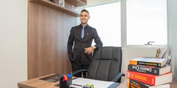 Vídeo:  Após prisão polêmica de trabalhadora rural, no Sul da Bahia, advogado feirense Nevton Rios, mostra competência ao conseguir habeas corpus