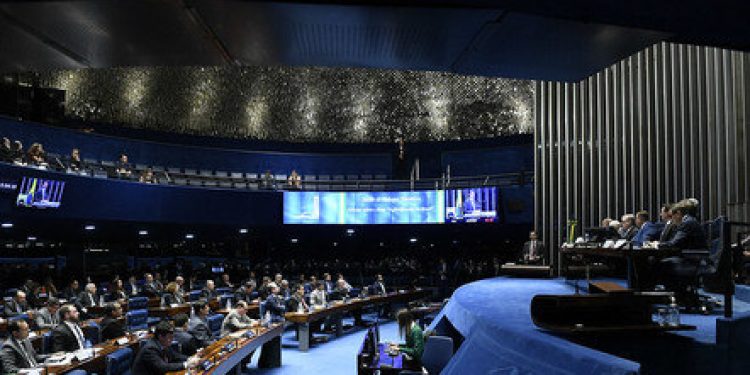 Governadores vão ao Senado discutir reforma tributária