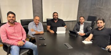 Diretoria do Fluminense de Feira finaliza tratativas com possível compradora da SAF