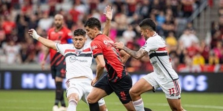 São Paulo chega ao maior jejum de vitórias fora de casa na história do Brasileirão