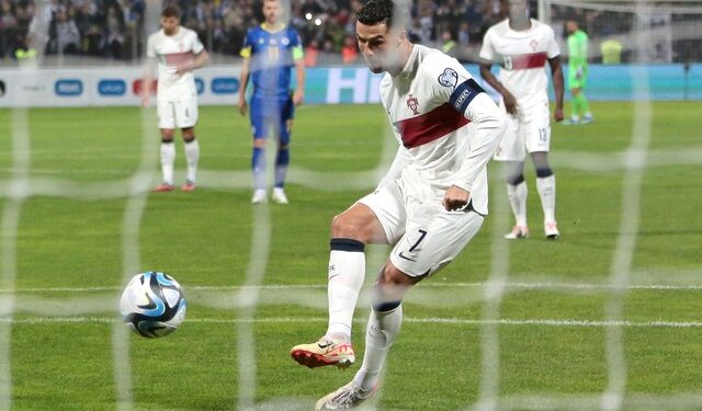 Cristiano Ronaldo chega a 40 gols e é o artilheiro do mundo em 2023