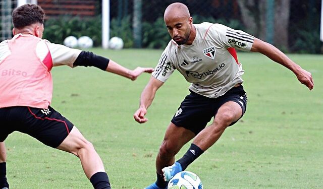 Dorival faz novos testes e recebe crias de Cotia em treino do São Paulo