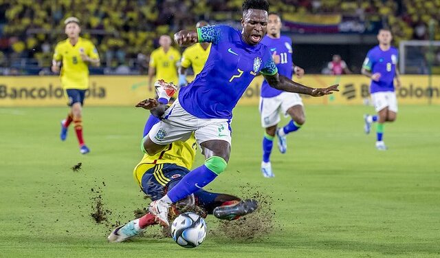 Vinicius Junior deve ficar fora até fevereiro, após lesão muscular