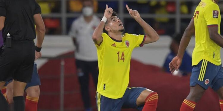 Luis Díaz decide, e Colômbia vence o Brasil de virada nas eliminatórias