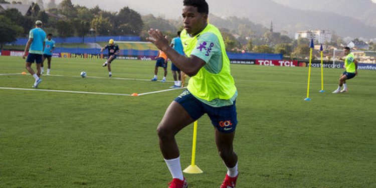 Brasil enfrenta a Colômbia pelas Eliminatórias com a expectativa da estreia de Endrick