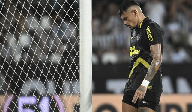 Vexame? Botafogo desperdiça a maior vantagem de um líder na história do Brasileirão
