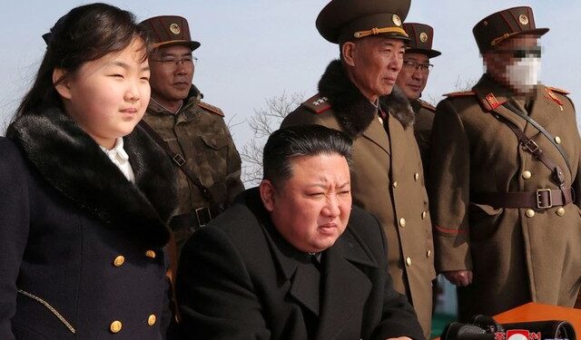 Kim Jong-un faz teste de armas nucleares subaquáticas