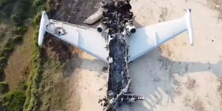 Avião que vinha do México é destruído após pousar sem autorização na Venezuela