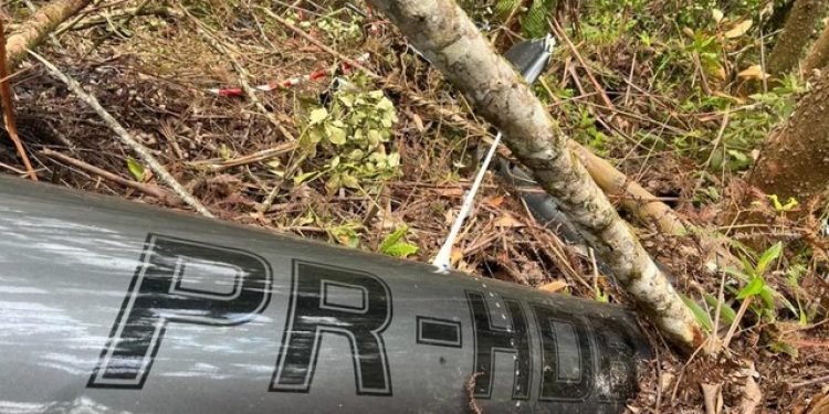 PM confirma morte das 4 pessoas em helicóptero que caiu em SP rumo a Ilhabela