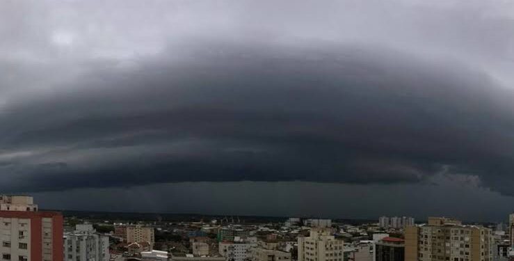 Risco de chuva forte nesta terça em grande parte do Brasil