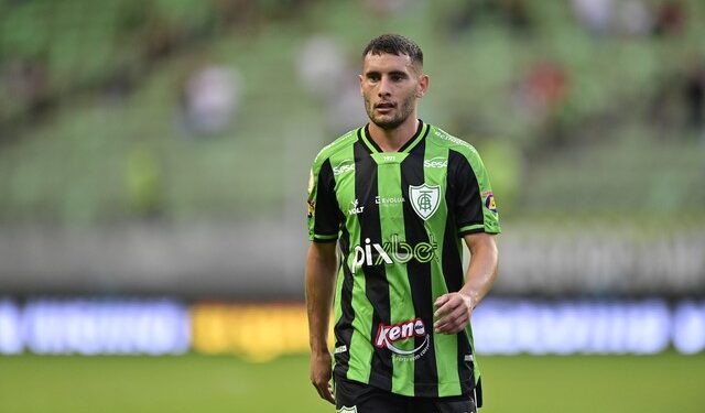 Martínez: Cruzeiro busca acordo financeiro com América-MG para fechar contratação