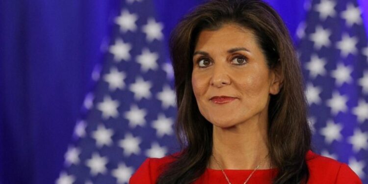 Nikki Haley desiste da pré-candidatura, e Trump vira candidato único dos republicanos à presidência dos EUA