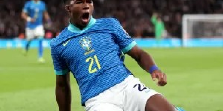 Endrick marca pela 1ª vez, e Brasil vence a Inglaterra na estreia de Dorival Júnior