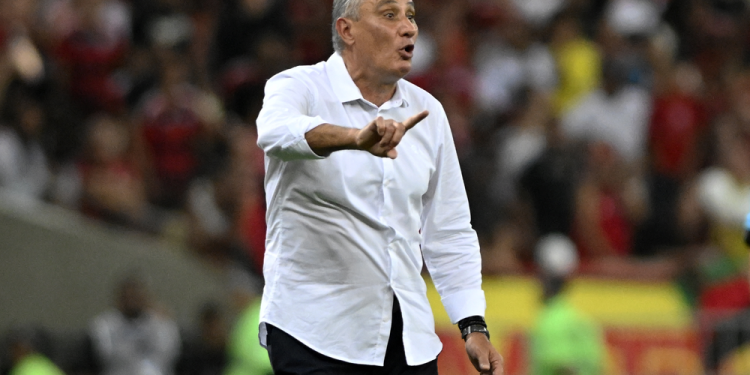 Tite reconhece má atuação do Flamengo e erro nos minutos para Gabigol: “A necessidade o fez”
