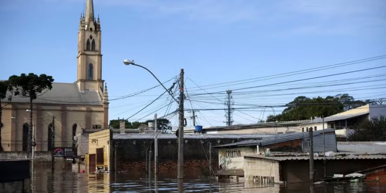 Chuvas no RS: polícia gaúcha diz que 45 desaparecidos já foram achados e reunidos às famílias