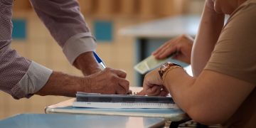 PSD na liderança, Tarcísio fortalecido e abstenção em alta: os destaques do 2º turno das eleições municipais