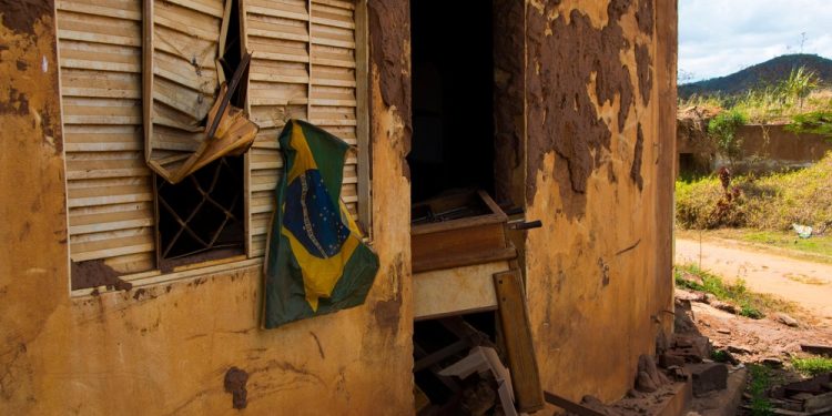 Nove anos após desastre, Justiça absolve Samarco pelo rompimento da barragem de Mariana