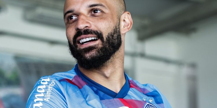 Santos prepara “pacotão” de cinco reforços até estreia no Paulistão