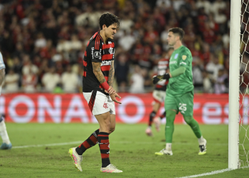 Pedro tem fratura no antebraço, e Flamengo avalia protocolo de recuperação