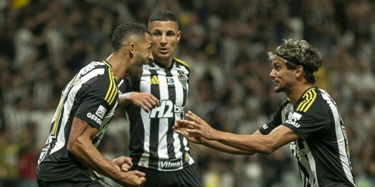 Análise: Atlético-MG dá resposta após cobranças, tem vitória sólida e se distancia do Z-4