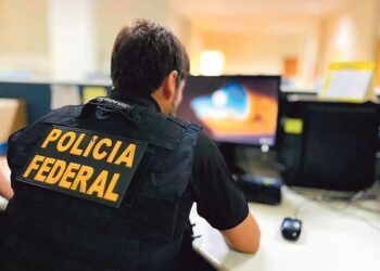 Peritos criminais afirmam que programas usados pela PF para acessar conteúdo de celular permitem rastrear mensagens apagadas