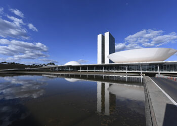 Mensagens de Vorcaro mostram trânsito entre STF, Congresso, governo e empresários