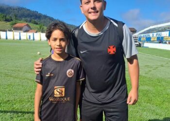 Théo Cerqueira: menino prodígio do interior da Bahia se destaca no futebol de iniciação e é aprovado para avaliação na base do Vasco – RJ