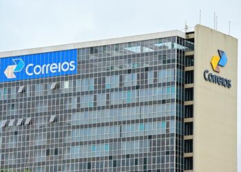 Correios suspendem parte de plano de reestruturação e adiam fechamento de agências em meio a busca por mais R$ 7 bi