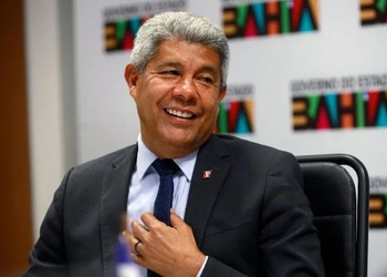 Jerônimo Rodrigues é reeleito governador da Bahia no 1º turno